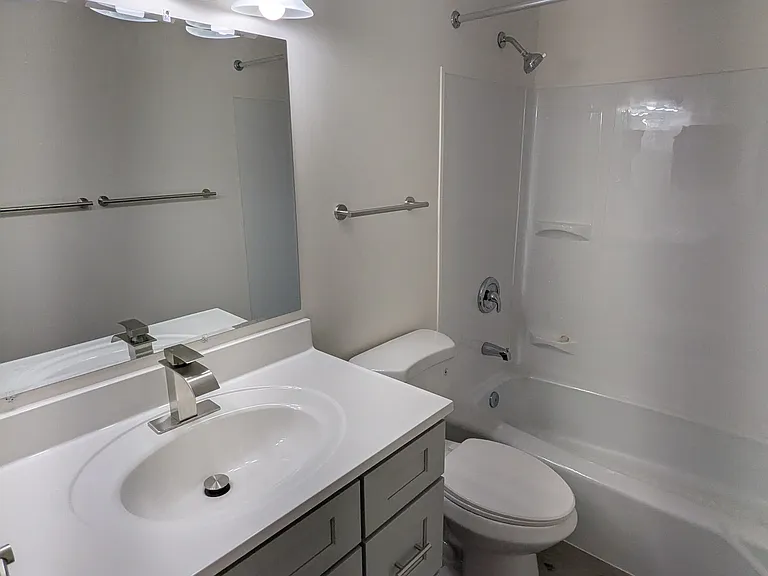 2207 Spring Park Rd — Photo 5