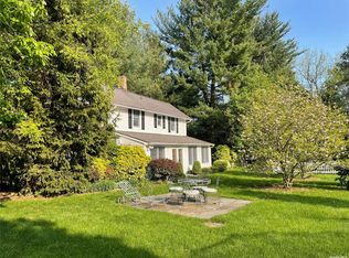 5 Ludlam Ln, Locust Valley, NY 11560