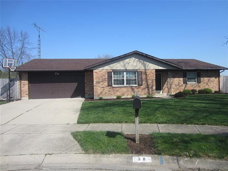 1st image of 38 Spruce Ct