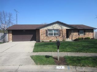 38 Spruce Ct, Tipp City, OH 45371