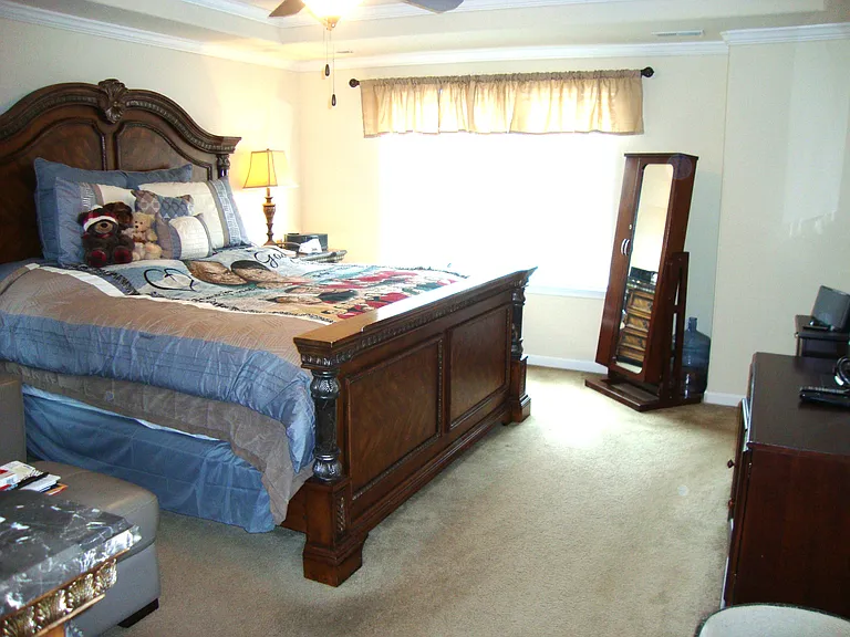 709 Valentine Ln — Photo 21