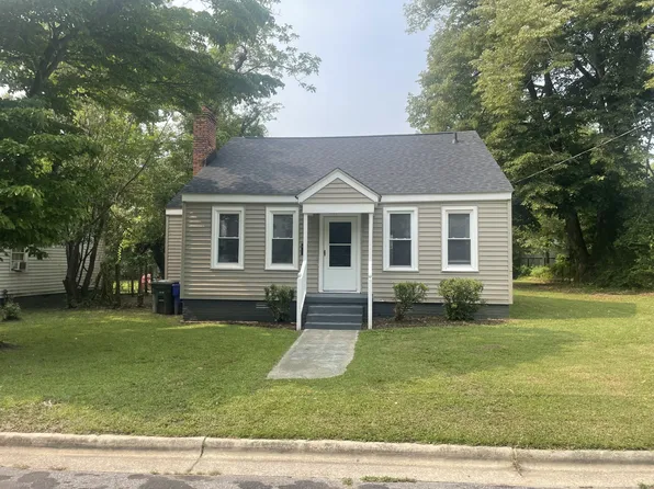 1009 Fairfax Ave, Greenville, NC 27834