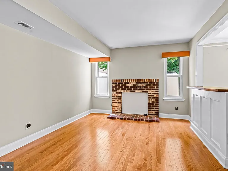 68 Franklin Dr — Photo 7