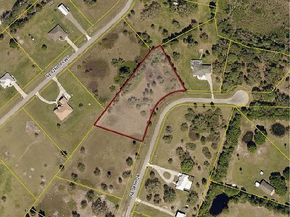 2nd image of 2741 NE 58th Dr