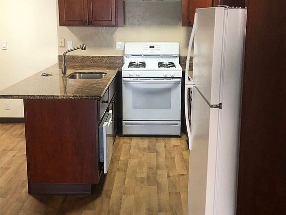 3rd image of 2315 Parker St #5