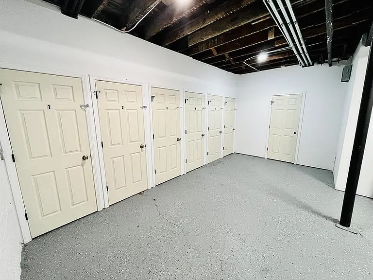 1371 S California Ave #2W — Photo 38