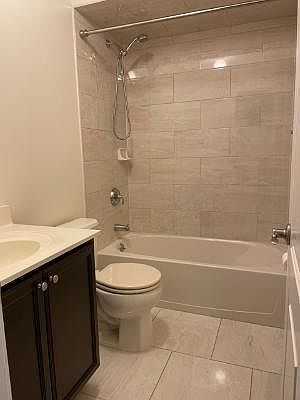 5th image of 28 Moreno Ct