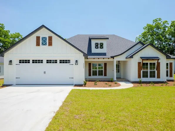 5035 Hatfield Cir, Hahira, GA 31632