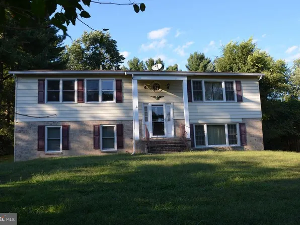 9210 Maple Rock Dr, Ellicott City, MD 21042