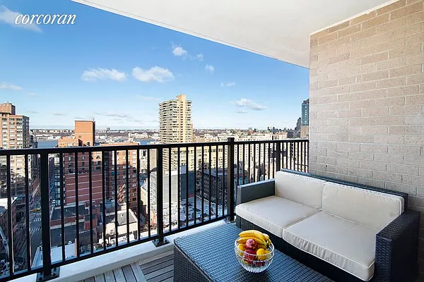 Rented by Corcoran | media 2