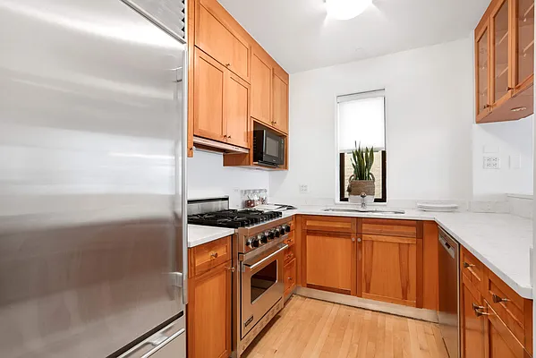 Sold by Compass | media 4