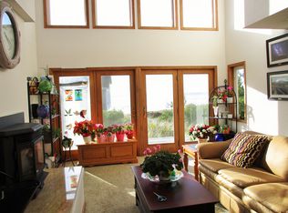 88800 Shoreline Dr, Florence, OR 97439