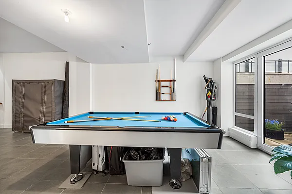 Sold by Redfin Real Estate | media 12