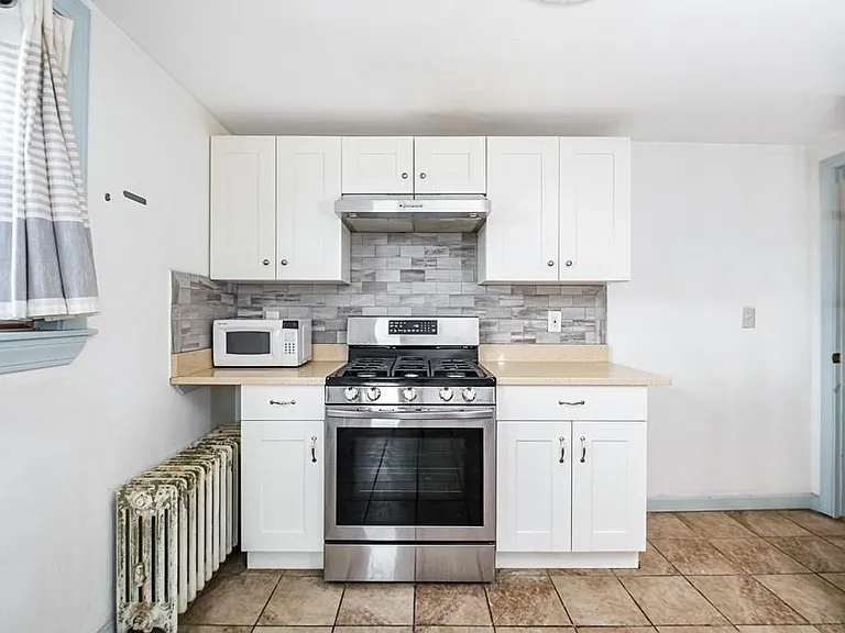 7 Dexter St #7 — Photo 3