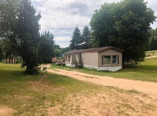 7638 210th Ave, Reed City, MI 49677