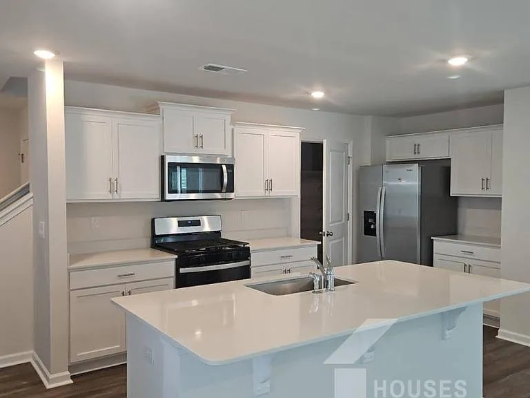 119 Cranford Rd — Photo 5