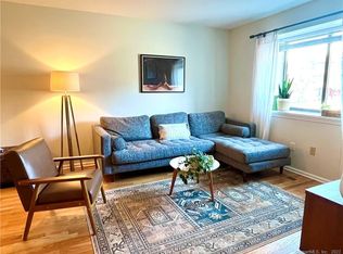 115 Fillow St APT 17, Norwalk, CT 06850