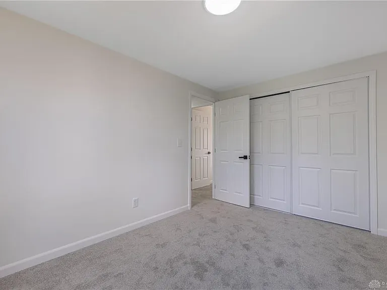 6221 Longford Rd — Photo 17