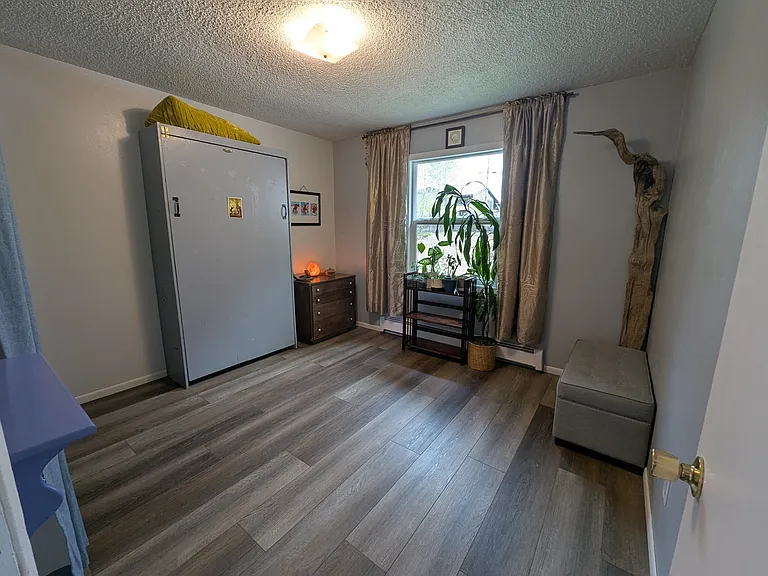 500 Fischer Ave #A — Photo 4