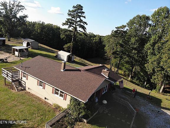 3rd image of 2635 Pickett Park Hwy