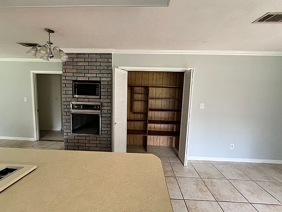 2nd image of 133 Dana Dr