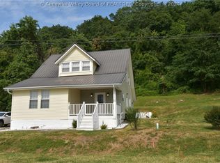 468 Sanns Dr, Lesage, WV