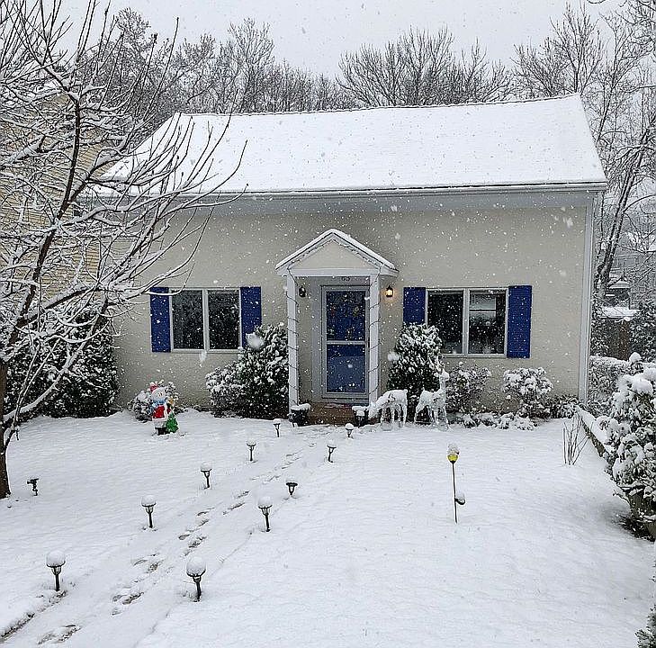 1st image of 63 Sherwood Dr