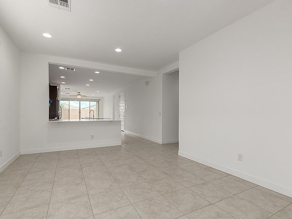 3rd image of 9154 W Sells Dr