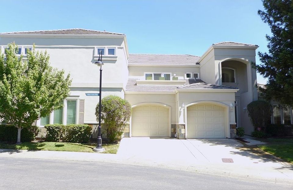1st image of 805 W Cove Way