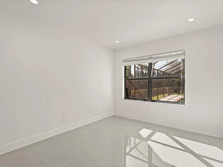 6135 Crystal View Dr — Photo 16