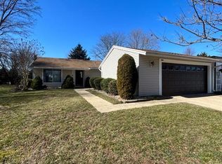 86 Empress Plz #A, Monroe Township, NJ 08831