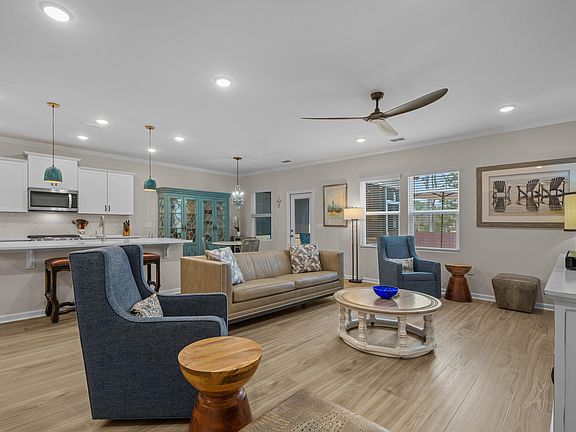 2nd image of 2612 Watershed Way