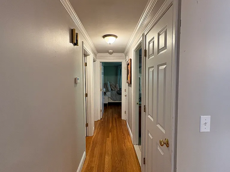 76 Lafayette Dr — Photo 7