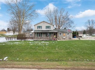 5051 Fox Ridge Dr, Canton, OH 44720