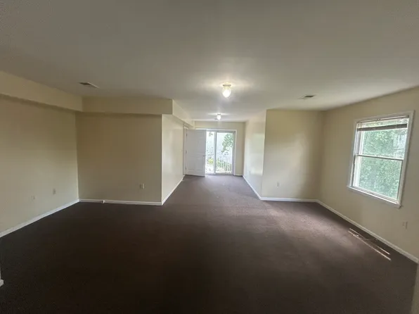 30 Elm Ct #1, Bayonne, NJ 07002