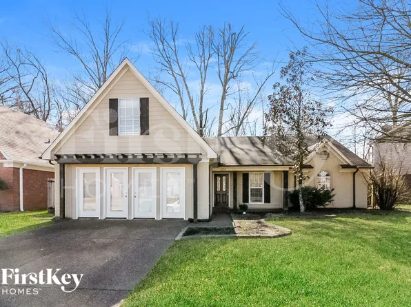 2554 Plum Creek Dr, Cordova, TN 38016