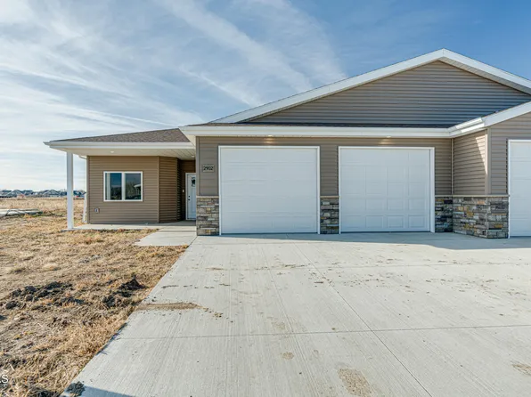 2902 Peach Tree Dr, City Of Bismarck, ND 58504