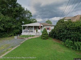 385 Riverdale Dr, Keyport, NJ 07735