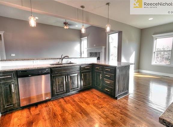 5th image of 7219 NE 116th Pl