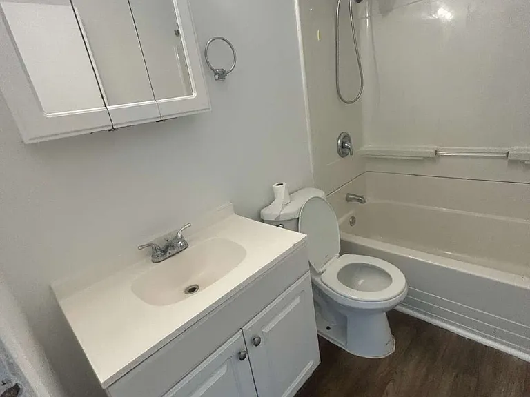 4112 Main St #1 — Photo 19