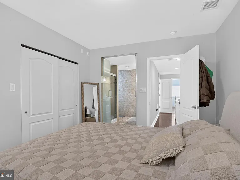 1202 Gerritt St — Photo 22