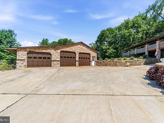 2nd image of 468 Kirks Mill Rd