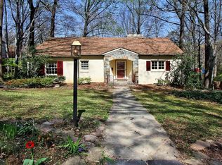 6366 Dockser Ter, Falls Church, VA 22041