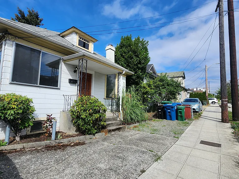 929 23rd Ave S — Photo 33