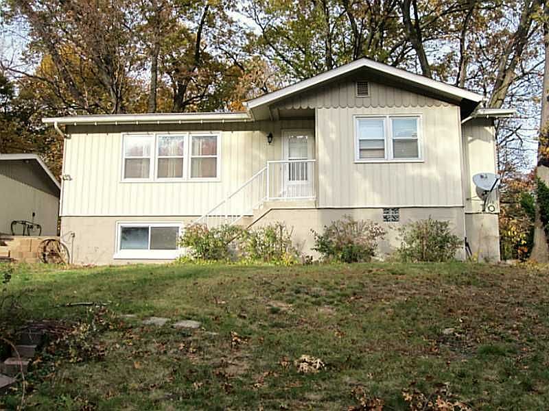 2626 Westwood Dr NW, Cedar Rapids, IA 52405 Zillow