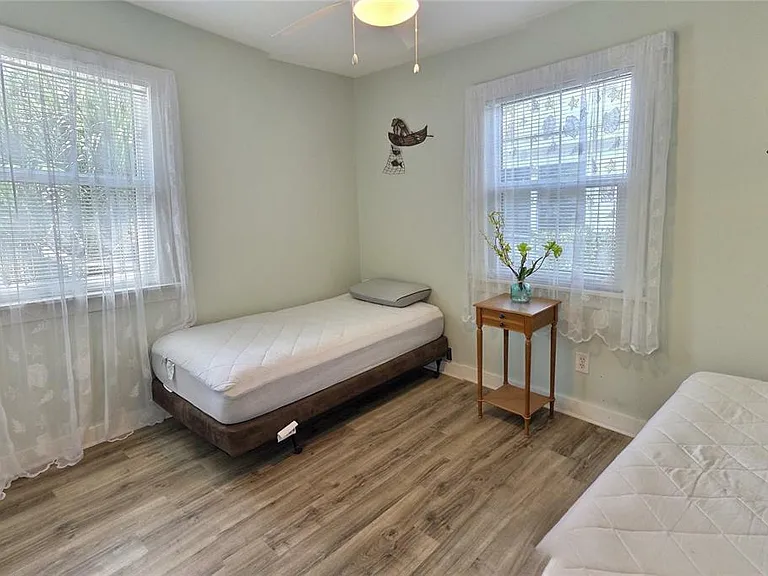 1431 Paloma Ln — Photo 16