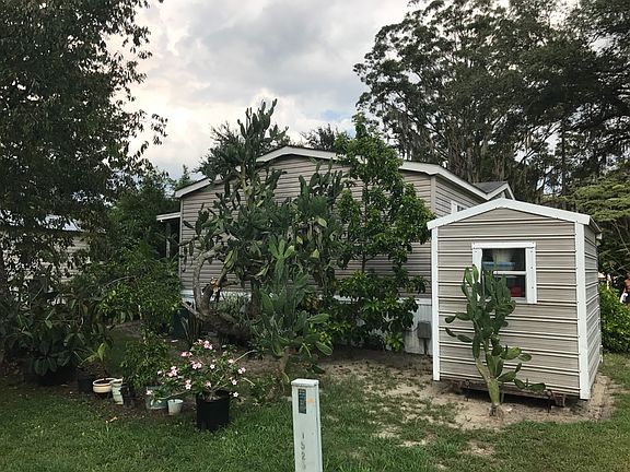 5th image of 11526 Leanne Ln