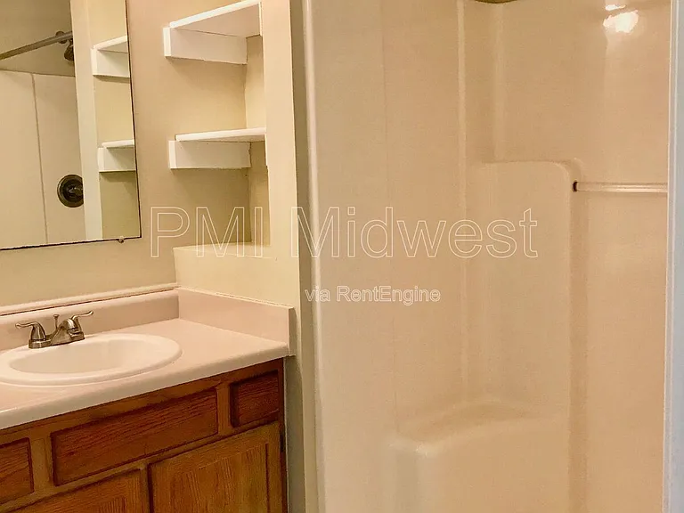 3215 Keystone Lakes Way — Photo 38