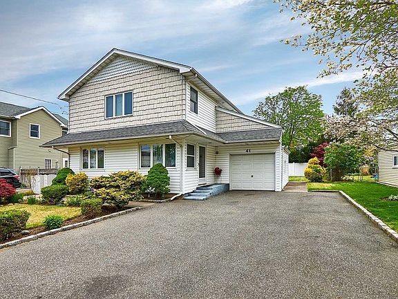 2nd image of 41 Cherry Ln
