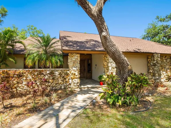 4917 Hidden Oaks Trl, Sarasota, FL 34232